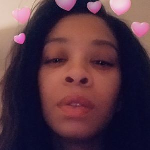 Meet your Posher, Ebony